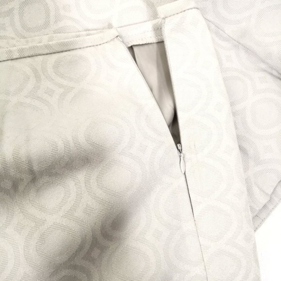 Isabella Women's 12 Suit and Skirt Formal Wear Set Vintage High Quality Circular - Picture 16 of 16